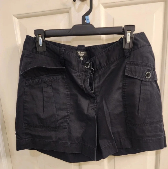Talbots Black Classic Cargo Pocket. Size 10 - Picture 1 of 5